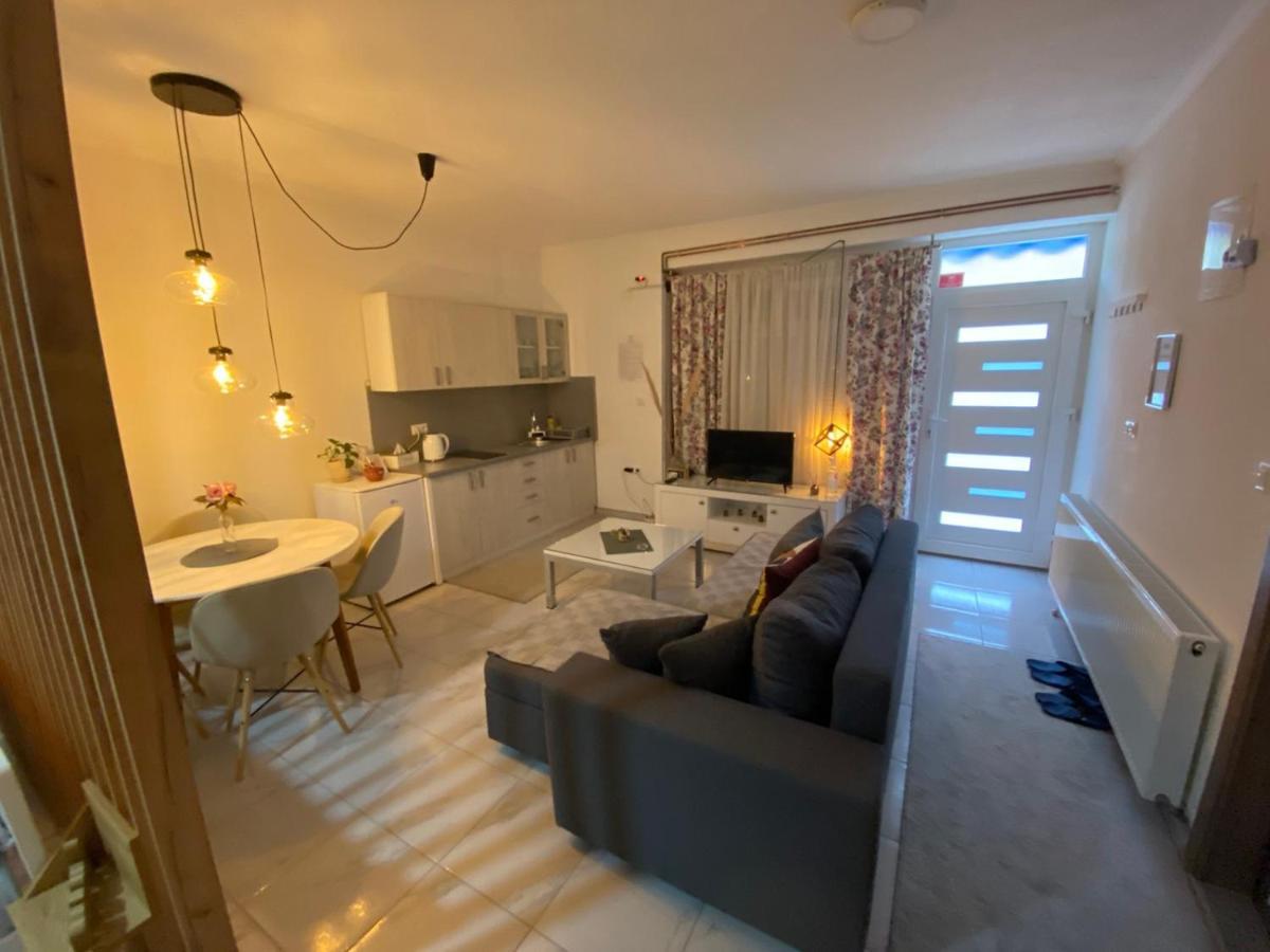 Deluxe Appartement Tuzla Buitenkant foto